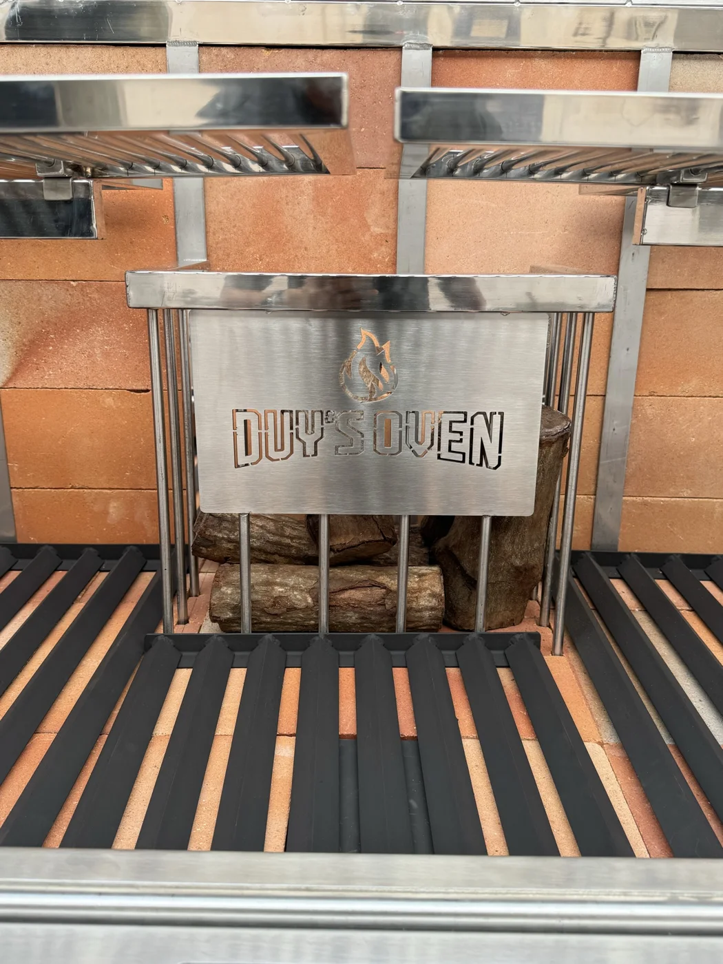 Brasero đốt củi lấy than của lò Argentina Grill