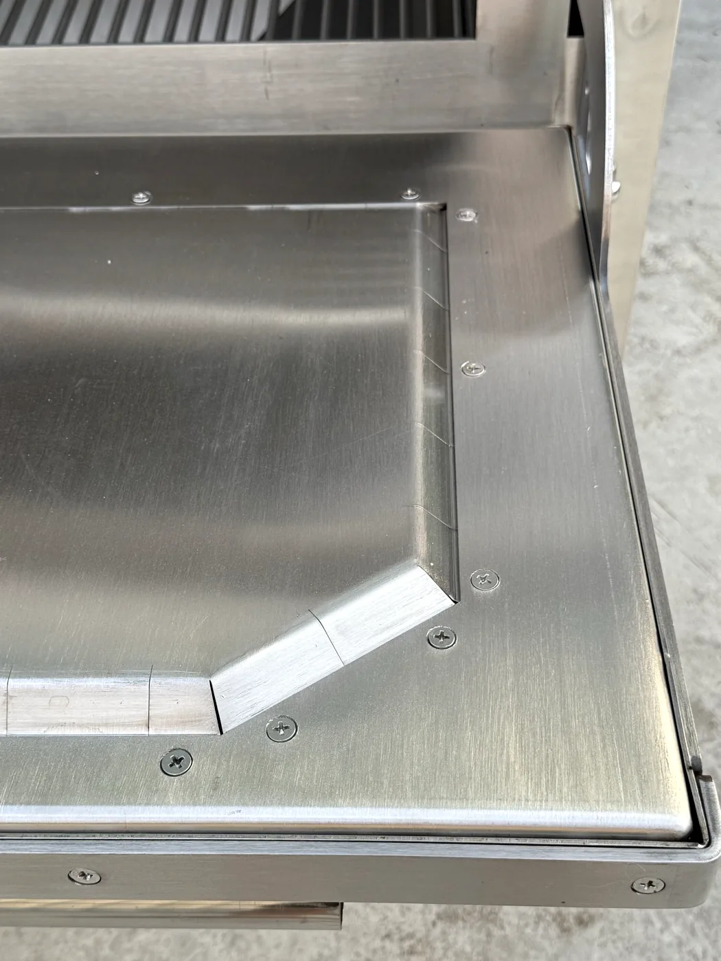 Nắp lò FastGrill Compact — mặt inox gập mép