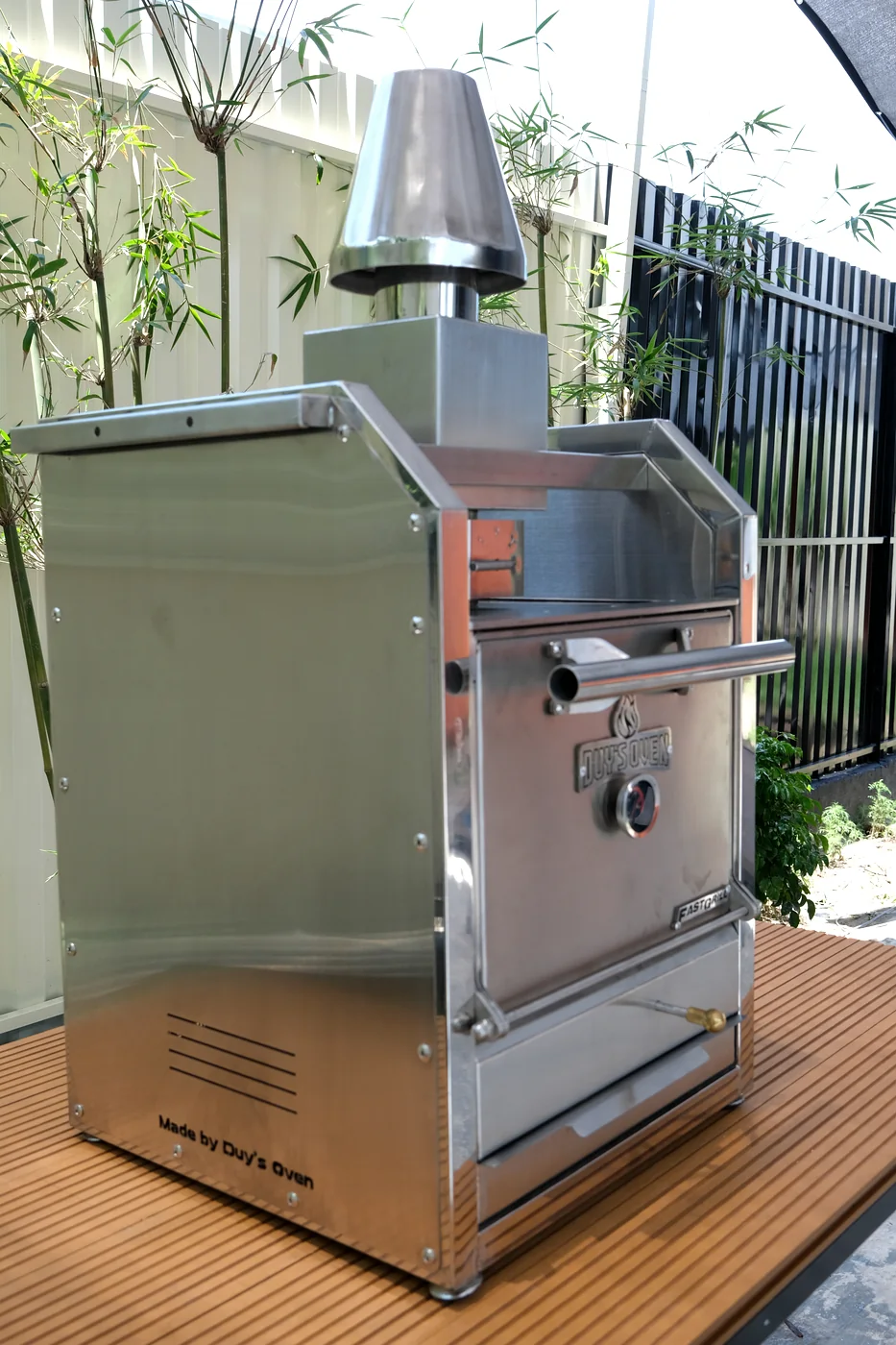 Mở cửa lò