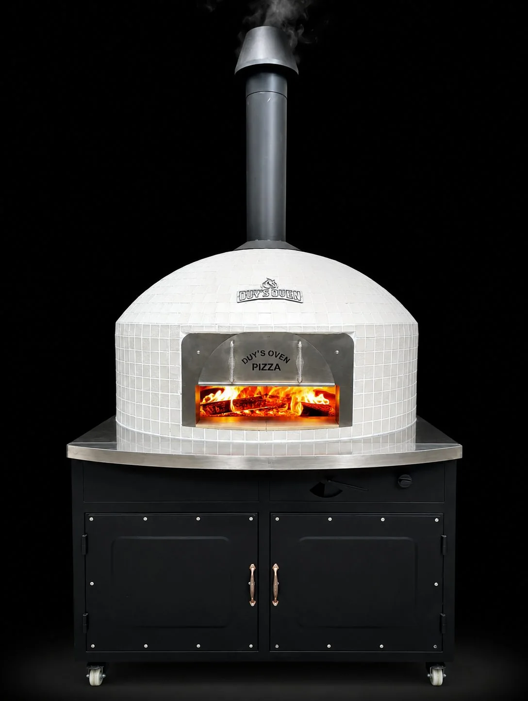 Lò Pizza Wood & Gas Duy's Oven — vòm bê tông trắng, lửa trong miệng lò